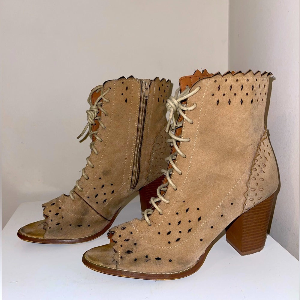 Yoki Nude High Heel Sandals Women Size  10 US